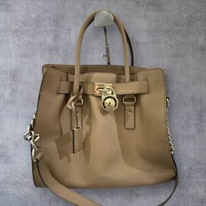 MICHAEL KORS HAMILTON Tan Leather Handbag
